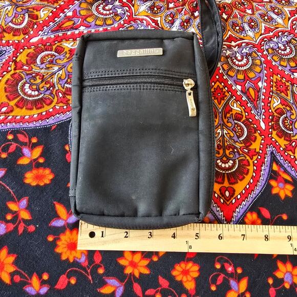 Bsggsllini Take Two RFID Crossbody in Black - Picture 6 of 7